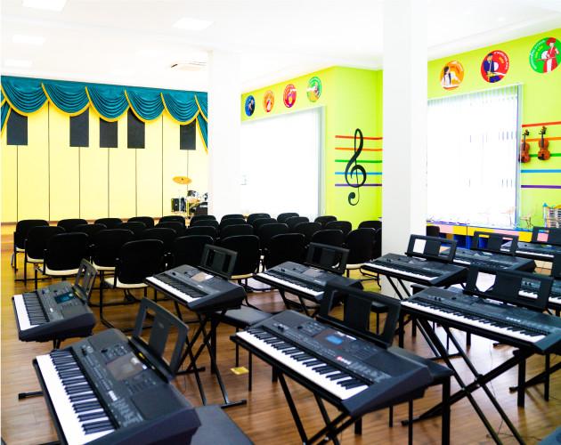 Trường Song Ngữ Quốc Tế Hoàng Gia - Royal Bilingual International School (Royal School)