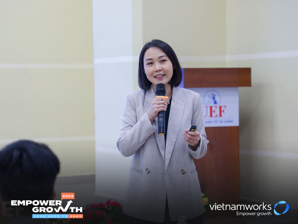 Chị Nguyễn Lý Kiều Kiên - Chuyên viên thu hút nhân tài của VietnamWorks