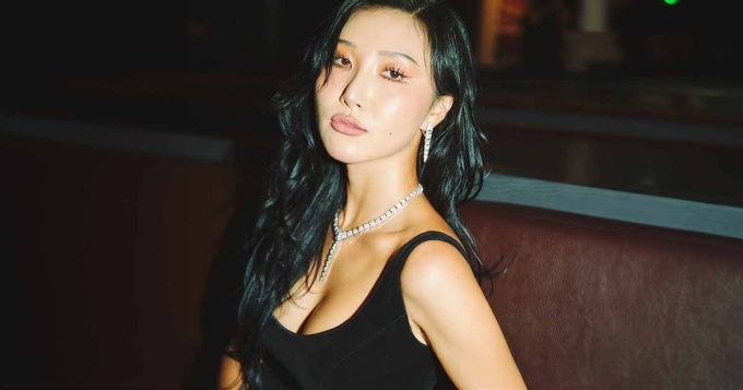 Nữ ca sĩ quyến rũ của nhóm nhạc MAMAMOO – Hwasa