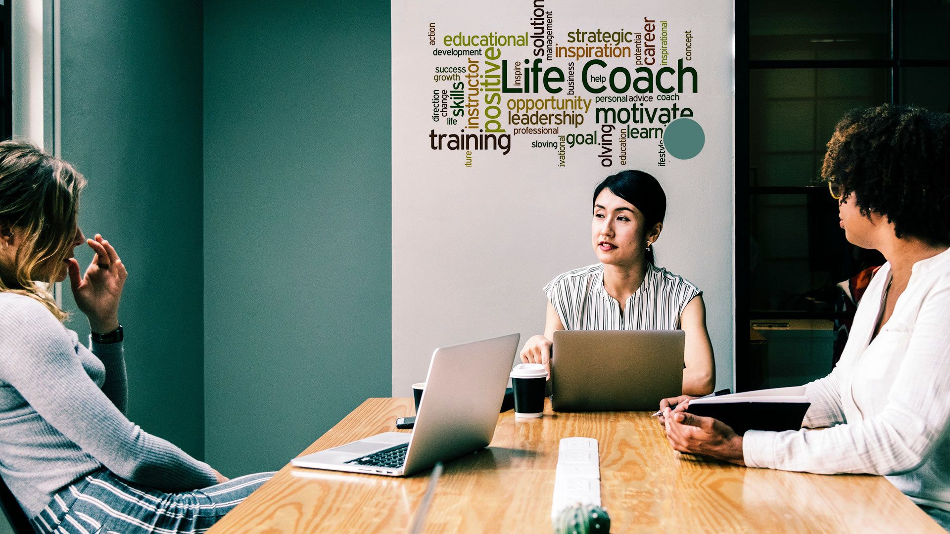 Life Coach là gì? Life Coach là chuyên gia tư vấn về các vấn đề liên quan đến cuộc sống