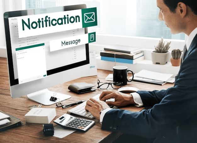 Doanh nghiệp nên ưu tiên sử dụng loại email nào?