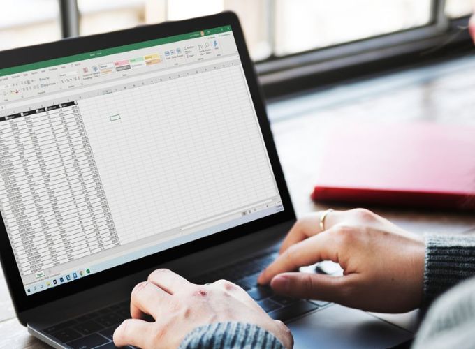 Xóa khoảng trắng trong Excel bằng hàm CLEAN