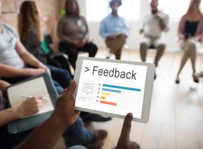 Kiểm soát tác động của feedback đến tâm trạng