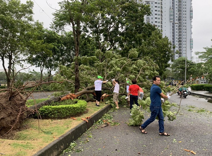 Để bảo vệ sức khỏe trước và sau bão lũ, Bộ Y tế khuyến cáo người dân thực hiện nghiêm túc các biện pháp phòng chống dịch bệnh 