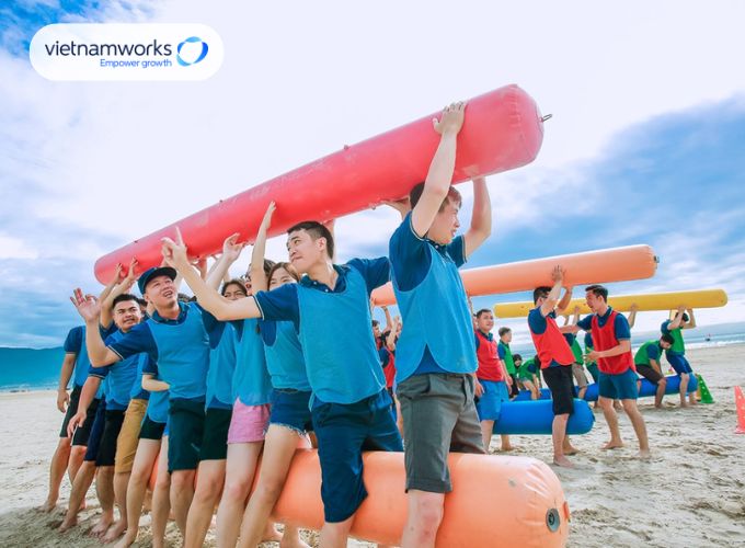 Kết hợp Teambuilding và du lịch thổi một làn gió mới vào bữa tiệc cuối năm